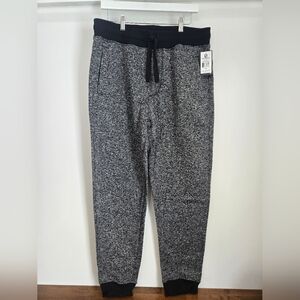 NWT. Southpole Mens XL Fleece Jogger in Grey/Black